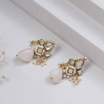 Off white affair kundan earrings 1