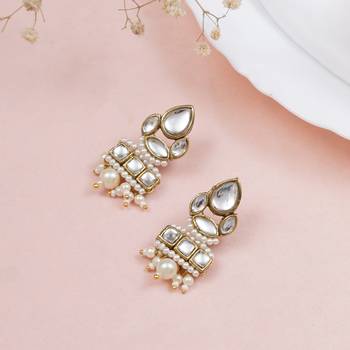 Divine kundan earrings 1