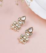 Divine kundan earrings
