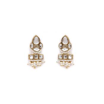 Divine kundan earrings 2