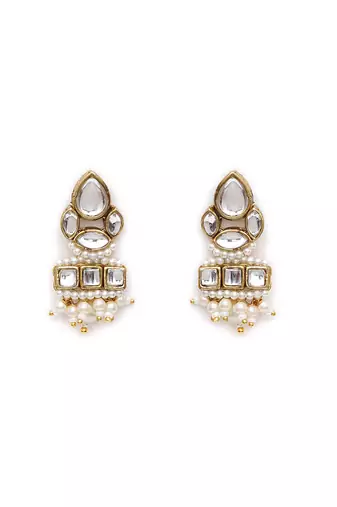Divine kundan earrings