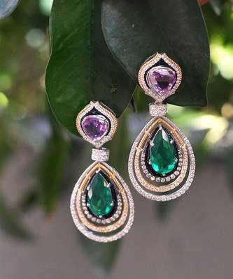 Green sterling silver earrings with gold base 1