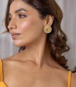 Gold mystical ear studs