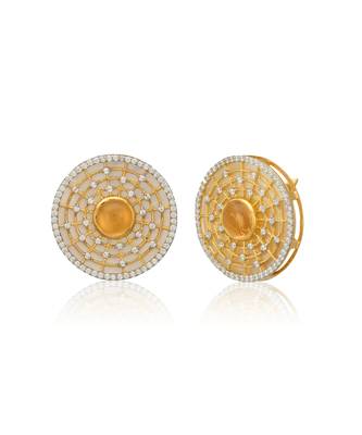 Gold mystical ear studs 3