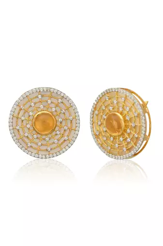 Gold mystical ear studs