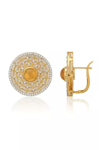 Gold mystical ear studs