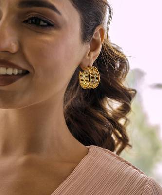 Embellished emerald hoops with yellow gold plating 1