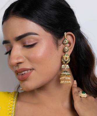 Green sterling silver studded jewellery earrings 1