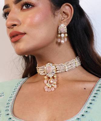 Multicolor choker set with yellow gold plating 1