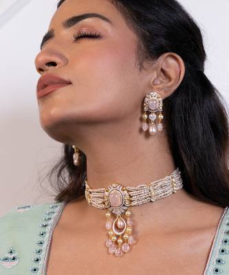 Multicolor choker set with yellow gold plating 2