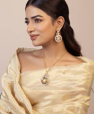 Yellow gold plated navratna pendant 2