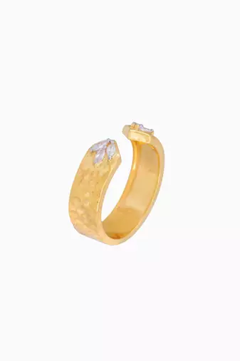 Yellow gold plated heart ring