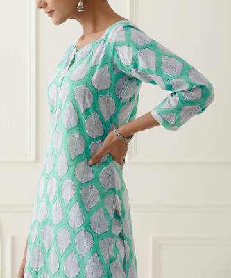 Blue cotton floral printed kurta set 4