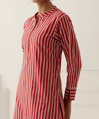 Red cotton stripes printed kurta set 4