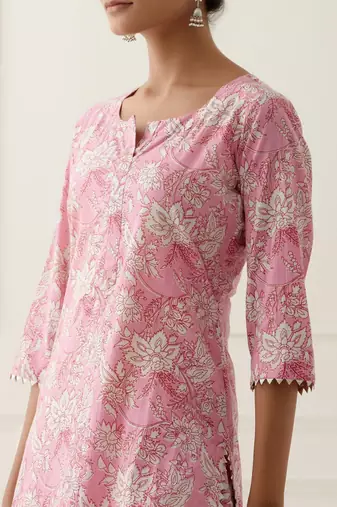 Pink cotton silk floral printed kurta set