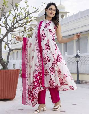 White Printed cotton suit set 1