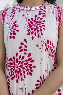 White Printed cotton suit set 4