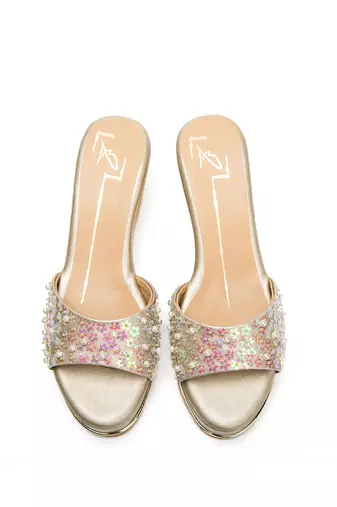 White leather finish wedges