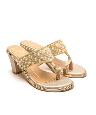 Gold faux leather finish Embroidred  block heel 3