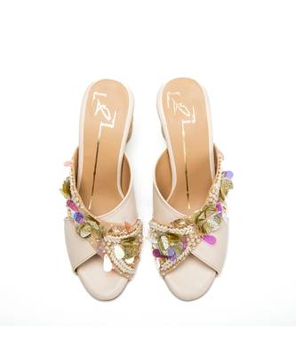 Beige leather finish block heels 2