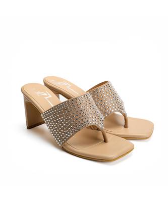 Beige leather block heels 1