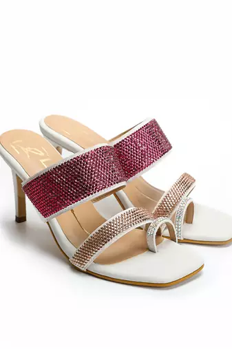 Beige leather block heels