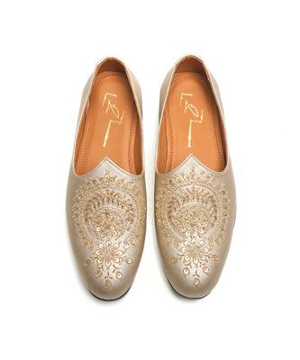light gold leather finish mojari 1