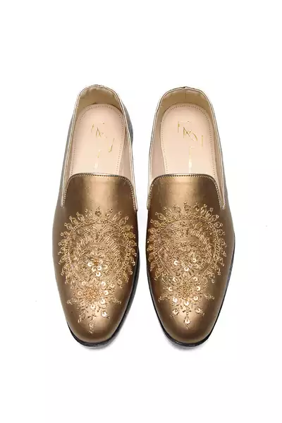 Antique gold faux leather finish mocassins