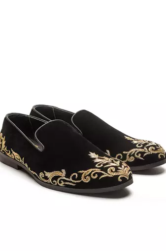 Black velvet mocassins