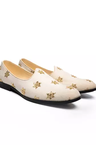 light beige seude mojari