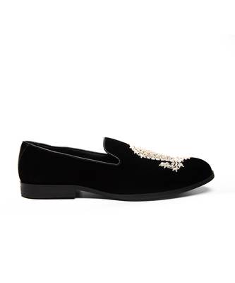 Black velvet mocassins with embroidery detailing 1