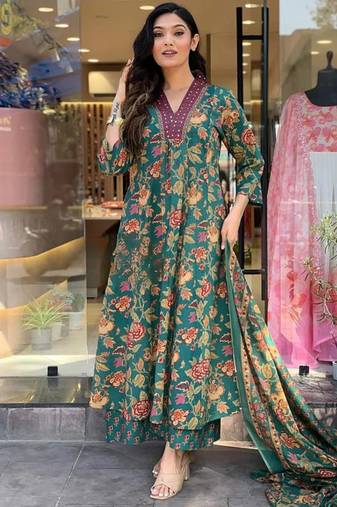 Green Floral Printed Cotton Kurta and Pant Set with Mulmul Dupatta