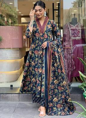 Navy Blue Floral Printed Cotton Kurta and Pant Set with Mulmul Dupatta 4