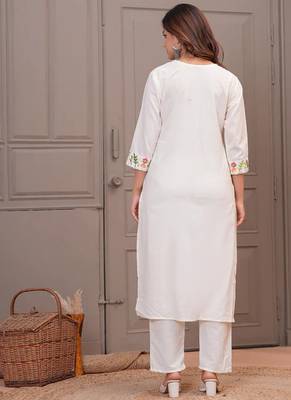 Off White Embroidered Cotton Kurta and Pant Set 6