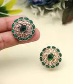 Fresh green color tops stud earrings