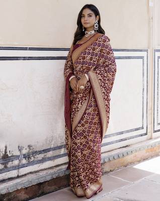 Purple pure georgette hand woven gharchola bandhani saree 3