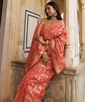 Peach silk banarasi bandhani saree 4