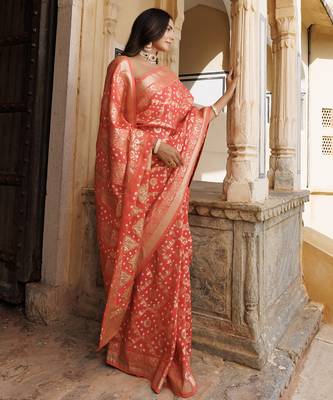 Peach silk banarasi bandhani saree 5