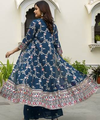 Trendmalls Trendmalls Georgette Embroidery Crop Top with Flared Palazzo and Shrug Set 3