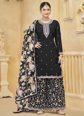 Black roman silk embroidered palazzo suit 1