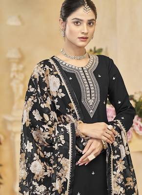 Black roman silk embroidered palazzo suit 3