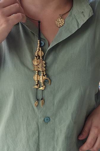 Hansli necklace with brass charms