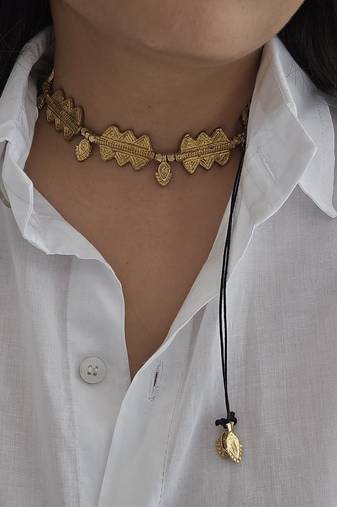 Sun kissed brass choker