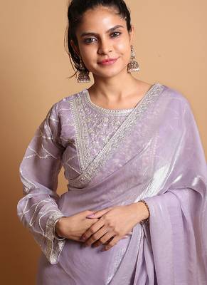 Twilight shimmer saree with ready blouse. 8