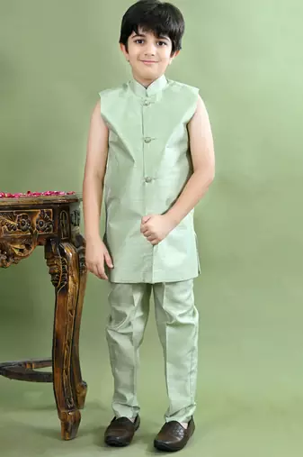 Green geometric embroidered sequined sherwani with pant & necklace set for boys