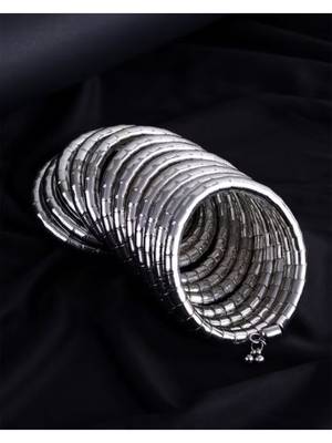   handmade silver plated spiral bangle 1