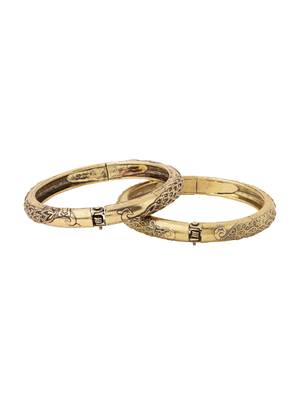   set of 2 gold plated leaf design oxidised bangles 5
