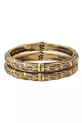   set of 2 gold plated floral design oxidised bangles