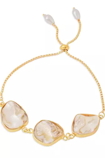 pearls gold toned bracelet