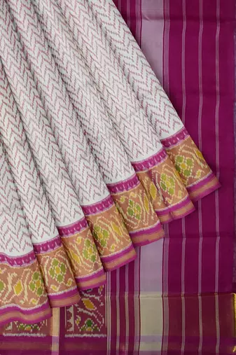 Magenta and white patola silk single ikkat silk saree
